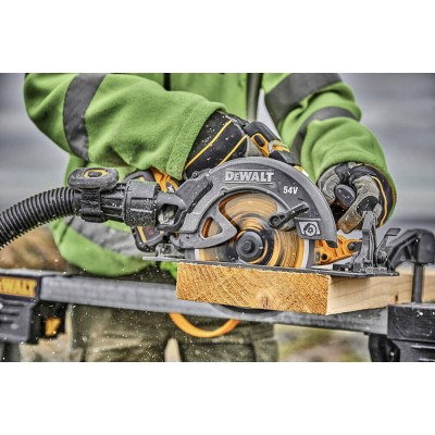 Пила дисковая аккумуляторная DeWALT DCS578X2