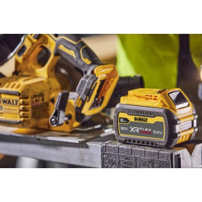 Пила дисковая аккумуляторная бесщёточная DeWALT DCS573NT