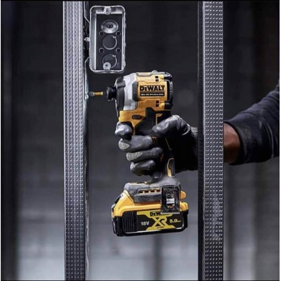 Шуруповерт ударний акумуляторний безщітковий Dewalt DCF850N