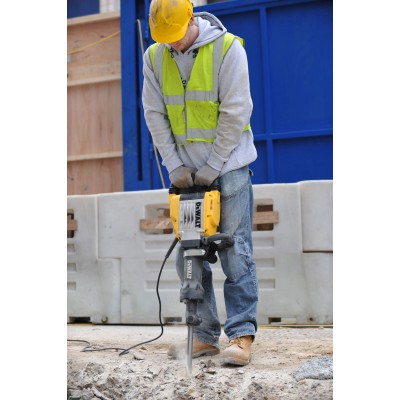 Молоток отбойный сетевой DeWALT D25961K