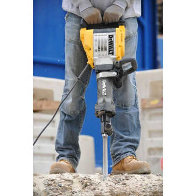 Молоток отбойный сетевой DeWALT D25961K