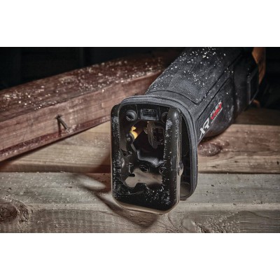 Шабельна акумуляторна пила Dewalt DCS386NT