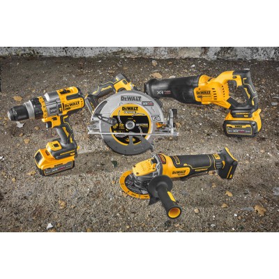 Шабельна акумуляторна пила Dewalt DCS386NT