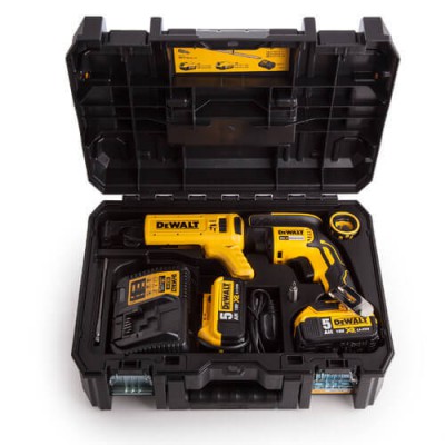 Аккумуляторный шуруповерт Dewalt бесщеточный DCF620P2K