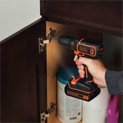Дрель шуруповерт 18 вольт аккумуляторная Black+Decker BDCDC18B