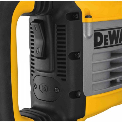 Dewalt молоток D25951K