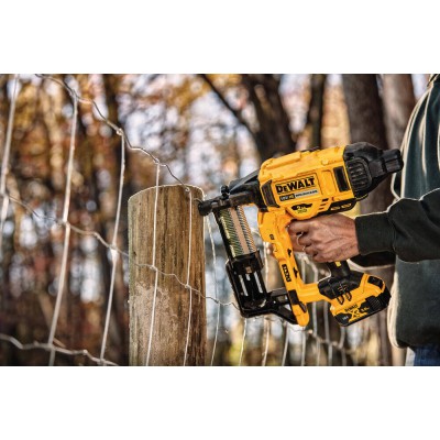 Степлер для скоб акумуляторний безщітковий Dewalt DCFS950P2