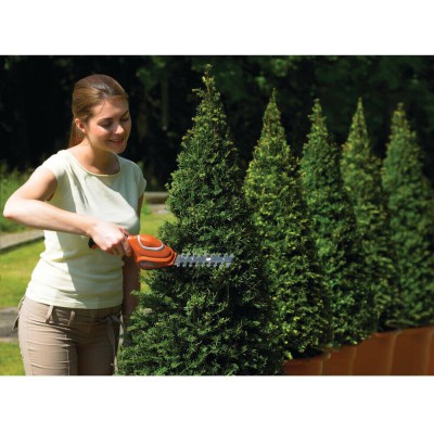 Кущоріз-ножиці акумуляторні BLACK+DECKER GSL700