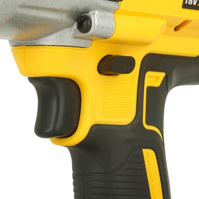 Гайковерт ударный аккумуляторный бесщёточный DeWALT DCF899NT