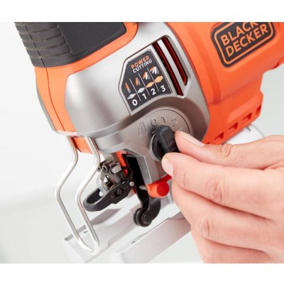 Пила лобзиковая сетевая BLACK+DECKER BES610