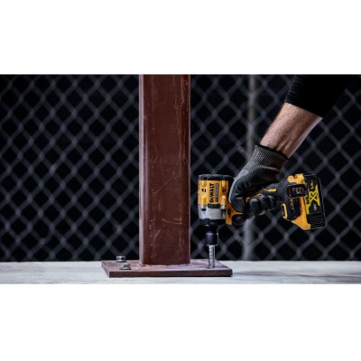 Гайковерт Деволт аккумуляторный ударный бесщёточный Dewalt DCF922P2T
