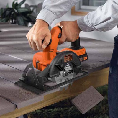 Циркулярка ручная аккумуляторная дисковая Black+Decker BDCCS18