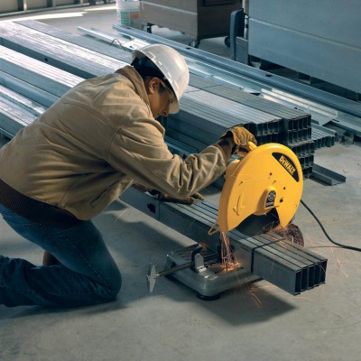 Монтажна пила по металу мережева Dewalt D28715