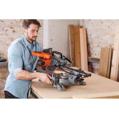 Пила торцовочная сетевая BLACK+DECKER BES710