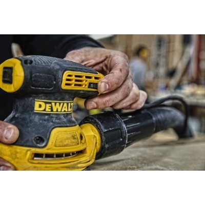 Ексцентрикова шліфувальна машина мережева Dewalt DWE6423