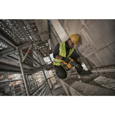 Полупрофессиональный перфоратор аккумуляторный бесщеточный DeWALT DCH333X2