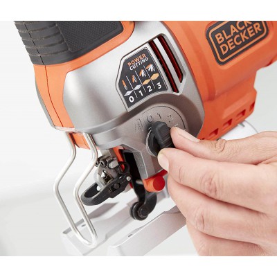 Ручний лобзик мережевий Black+Decker BES610K