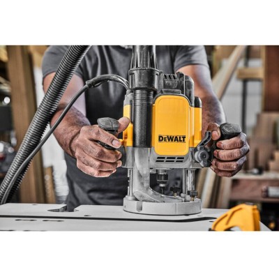 Фрезер мережевий DeWALT DWE625KT