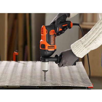 Дрель Black&Decker сетевая ударная BEH850