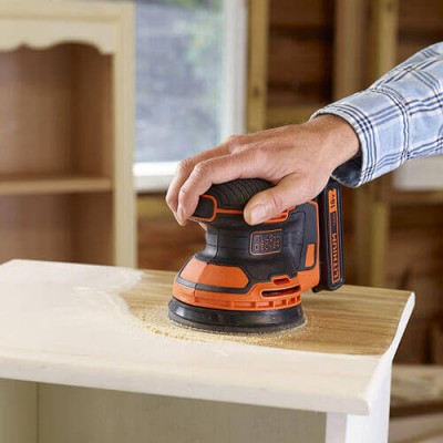 Эксцентриковая шлифовальная машинка по дереву аккумуляторная Black+Decker BDCROS18N