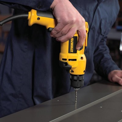 Дрель сетевая DeWALT DWD014S