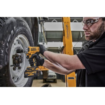 Гайковерт ударний акумуляторний безщітковий DeWALT DCF891N