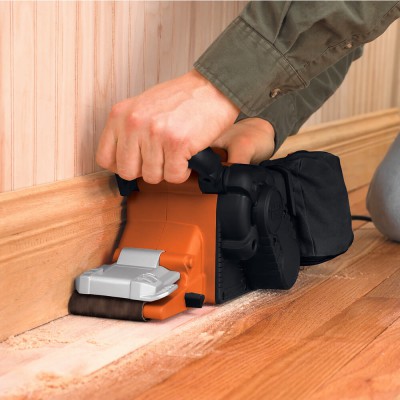 Шлифовальная машина по дереву ленточная сетевая Black+Decker KA88