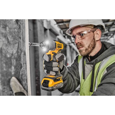 Безщітковий шуруповерт акумуляторний ударний Dewalt DCF840N