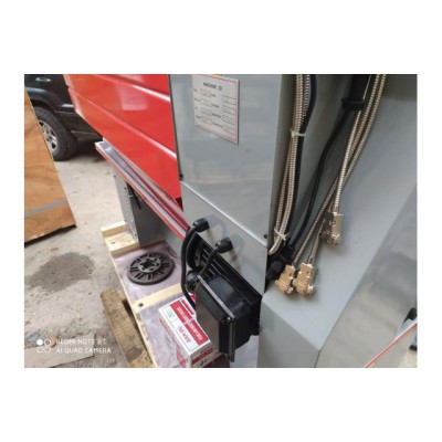 Токарний верстат по металу Holzmann ED1080ADIG_400V