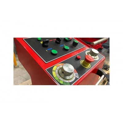 Ленточнопильная пила полуавтоматическая двухколонная Karmetal KDG 560x1050 DM