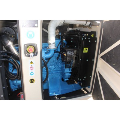 Електрогенератор 3 фази дизельний Universal UND-BD 70 KVA