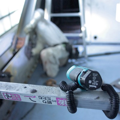 Аккумуляторный фонарь Makita STEX ML 101