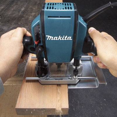 Фрезер ручний Makita RP 0900