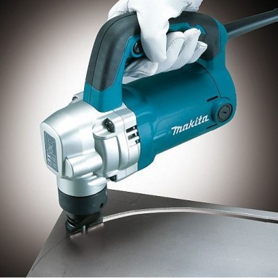 Высечные ножницы Makita JN 3201 J