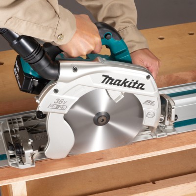Аккумуляторная дисковая пила Makita DHS900Z (без АКБ)