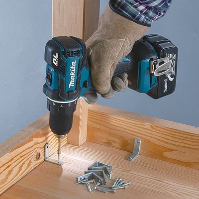Акумуляторний ударний дриль-шуруповерт Makita BHP 456 RFE