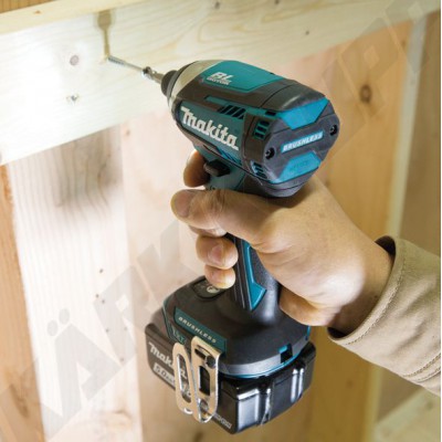 Акумуляторний ударний гвинтоверт Makita DTD 154 Z