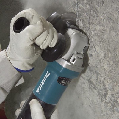 Угловая шлифмашина Makita 9565 CVR + безключевая гайка 9565CVRQ