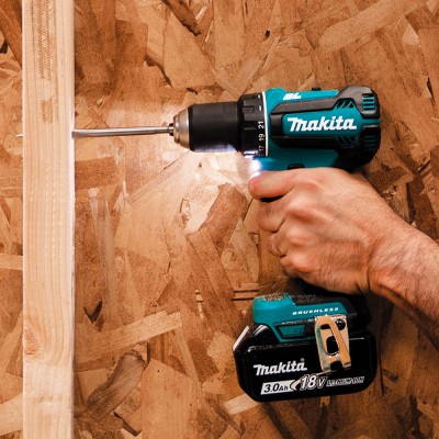 Аккумуляторная дрель-шуруповерт Makita DDF485RFJ