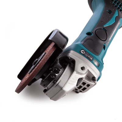 Makita DGA452Z Аккумуляторная болгарка (без аккумулятора и кейса)