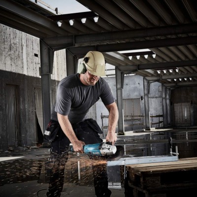 Кутова шліфувальна машина Makita GA 9020 RF