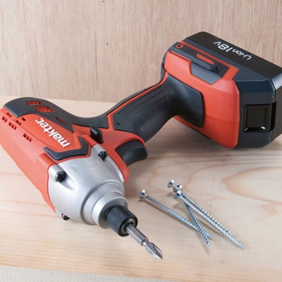 Аккумуляторный ударный гайковерт Maktec MT 691 E