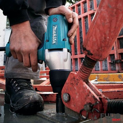 Ударный гайковерт Makita TW 0200