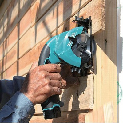 Аккумуляторная дисковая пила Makita HS 300 DZ (без АКБ)