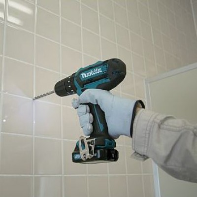 Акумуляторний ударний дриль-шуруповерт Makita HP 331 DSME