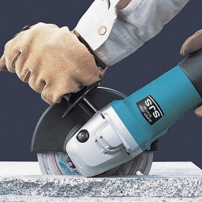 Угловая шлифмашина Makita 9565 HZ