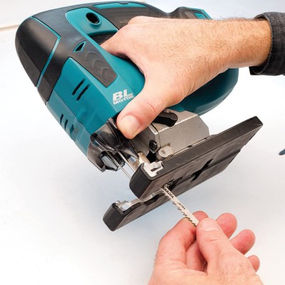 Акумуляторний лобзик Makita DJV 182 Z