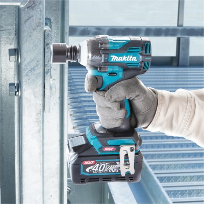 Аккумуляторный ударный гайковерт Makita XGT 40 V MAX TW004GZ (без АКБ)
