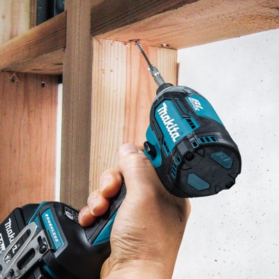 Аккумуляторный ударный винтоверт Makita DTD 170 RFJ