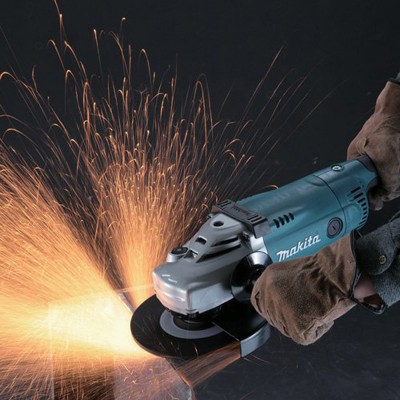 Угловая шлифмашина Makita GA 9020